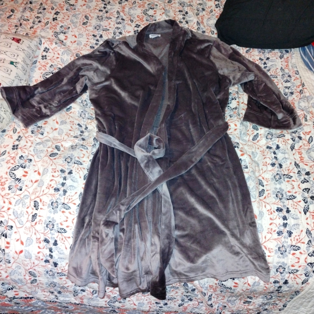 Women's robe